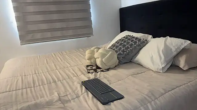 Miia_Vega_ webcam