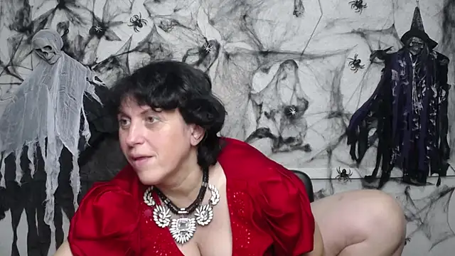LuciaMii webcam