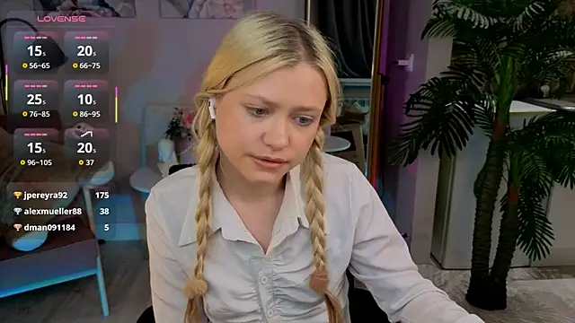 Millie_Vanillies webcam