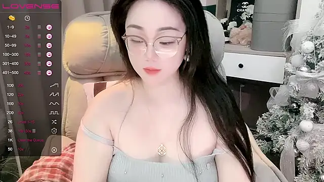 Monica-888 webcam