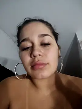LaurenWelly_ webcam