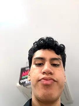 NicoGreys webcam