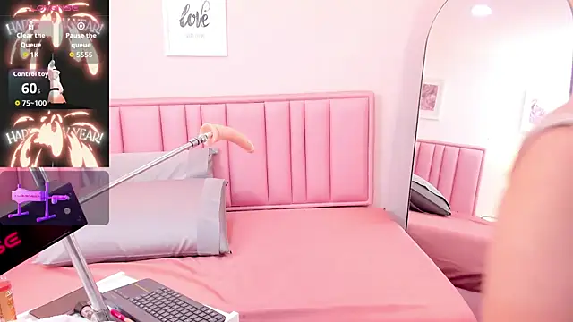 vic_petite webcam