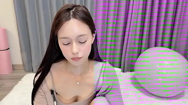 KnockedTwit webcam
