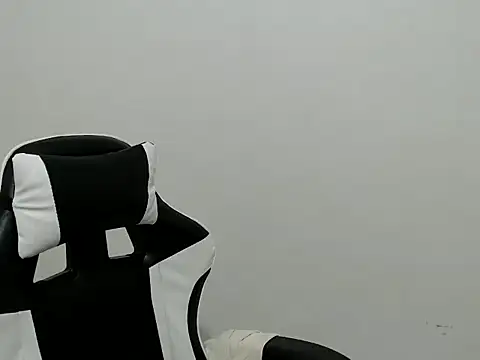 hugecock_petite webcam