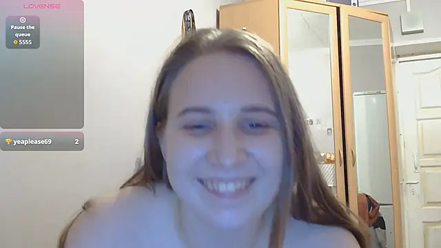 YajairaSopher webcam