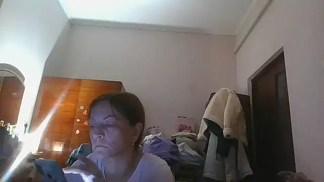 ShawnaAdams webcam