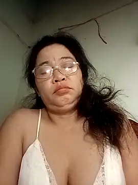 Sexy-asslove90 webcam