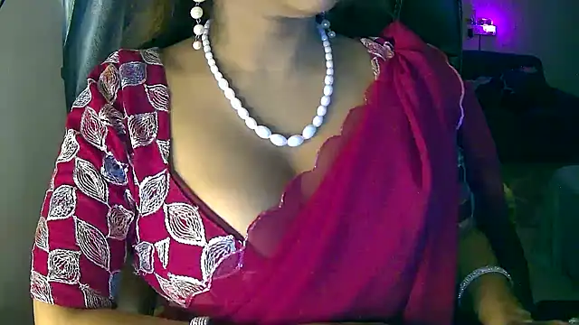 Cute-Tara