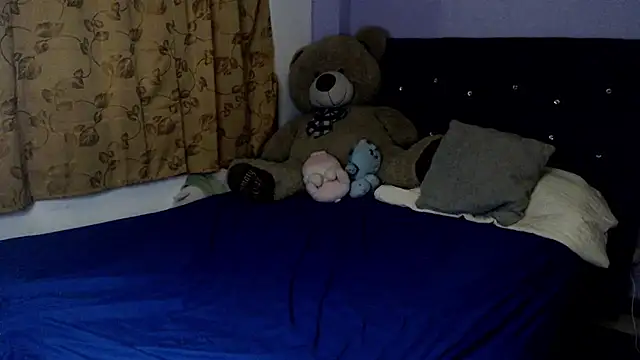 ANGELIQUE_KLANE webcam