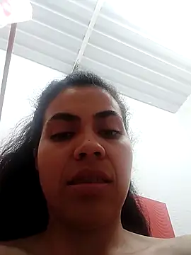 02julieta webcam