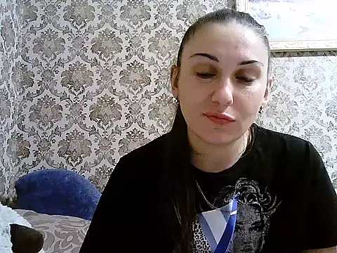 Yuliia30 webcam