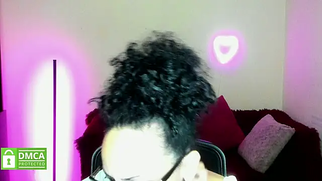 Arianasweety23 webcam