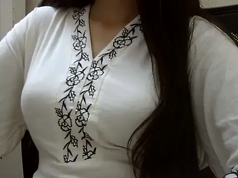 Simmi_hott26 webcam
