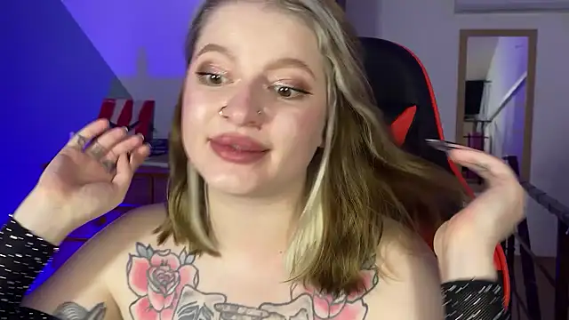 Mia_Kamp webcam