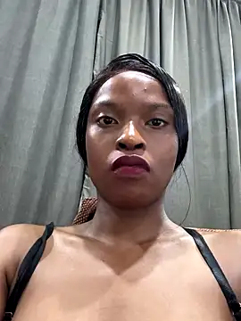 nia_long21