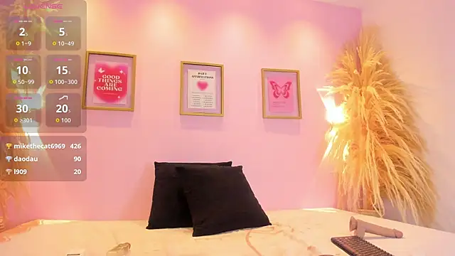 TracyDavis_ webcam