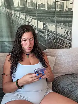Bigbuttbrooklynn webcam