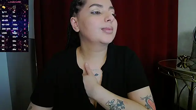BustyAllyy webcam