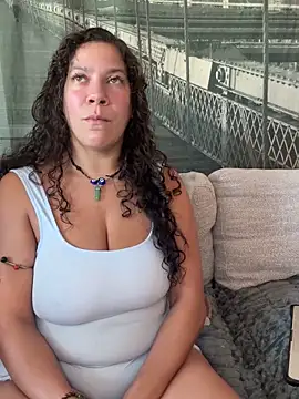 Bigbuttbrooklynn webcam