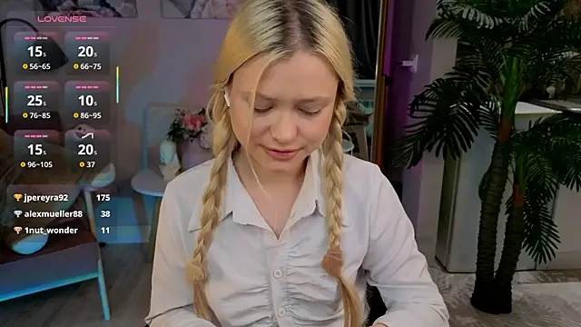 Millie_Vanillies webcam