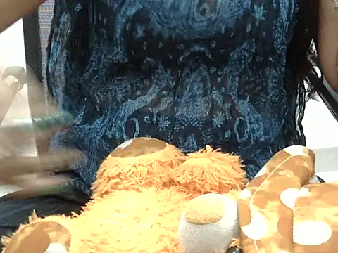 Hott_Noor webcam