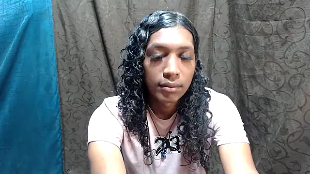 shairaStarr webcam