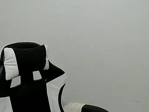 hugecock_petite webcam