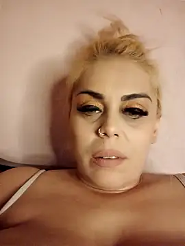 izauri2025 webcam