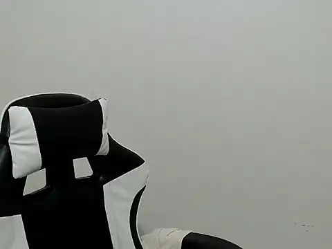 hugecock_petite webcam