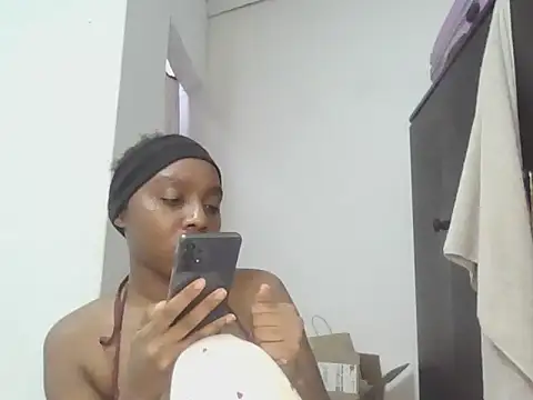 Sexxybella27 webcam