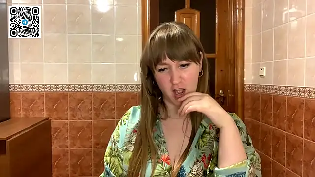 MaroonMoon_ webcam