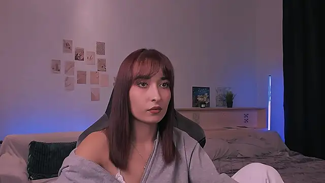 yourfitoviolett webcam