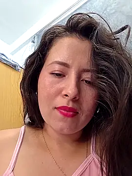NeredaXxx webcam