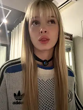 BellaSecrett webcam