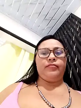 Dirty-Momm-Divorced-Hot webcam