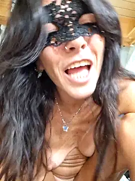 EmySkinny85 webcam