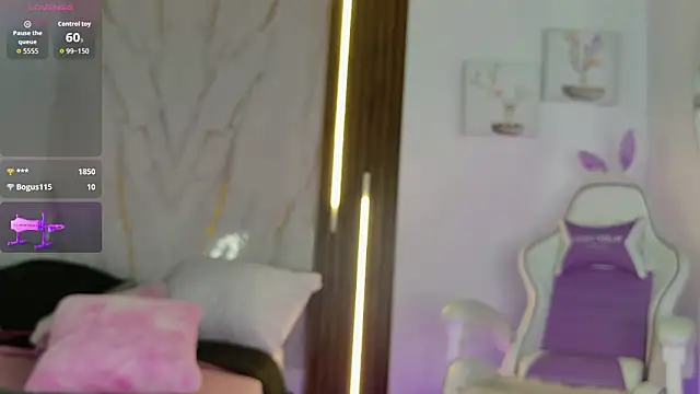 mia_099 webcam