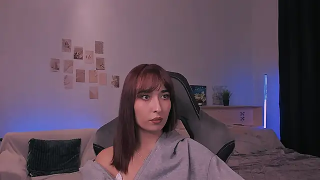 yourfitoviolett webcam