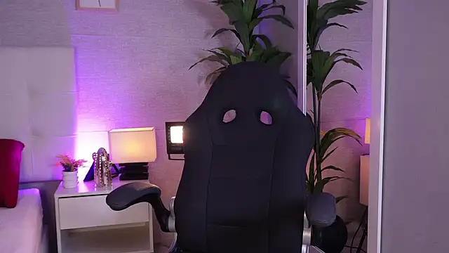 cinnamon_afrodit webcam