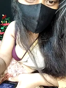 Idhika-Paul webcam