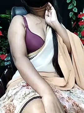 Idhika-Paul