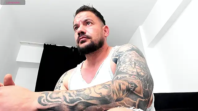 musclemonster31 webcam