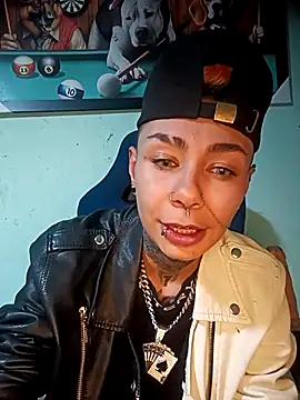 Exoticfive7 webcam