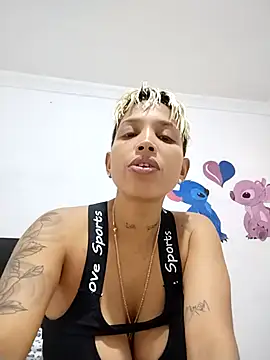 Dirty_Zoe webcam