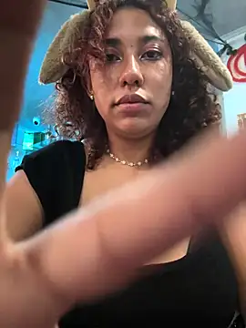 lauraltt webcam