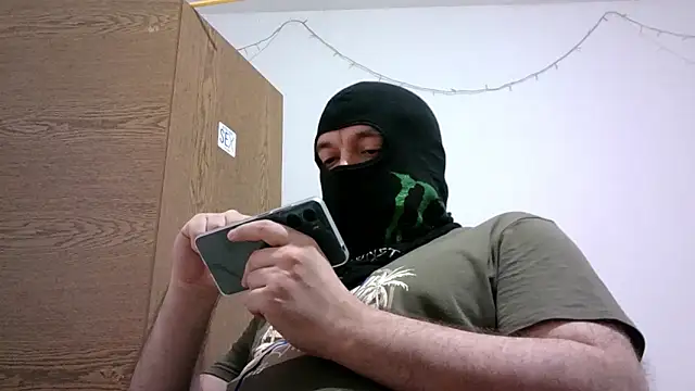 Black_Scorpion91 webcam