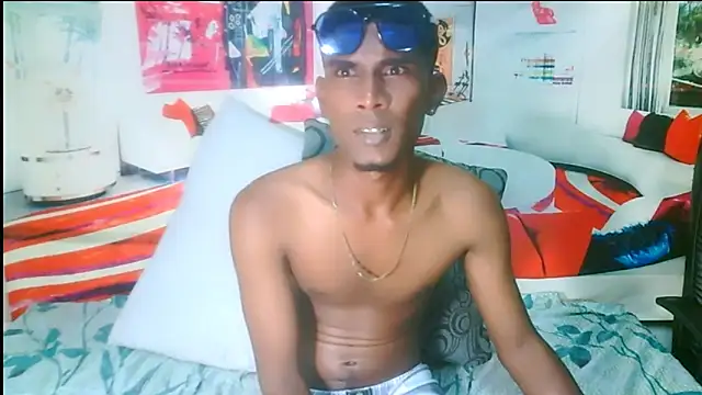 IndianThuggin webcam