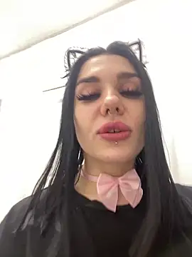 MaeveMoon webcam