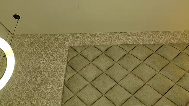 BeccaReedd webcam